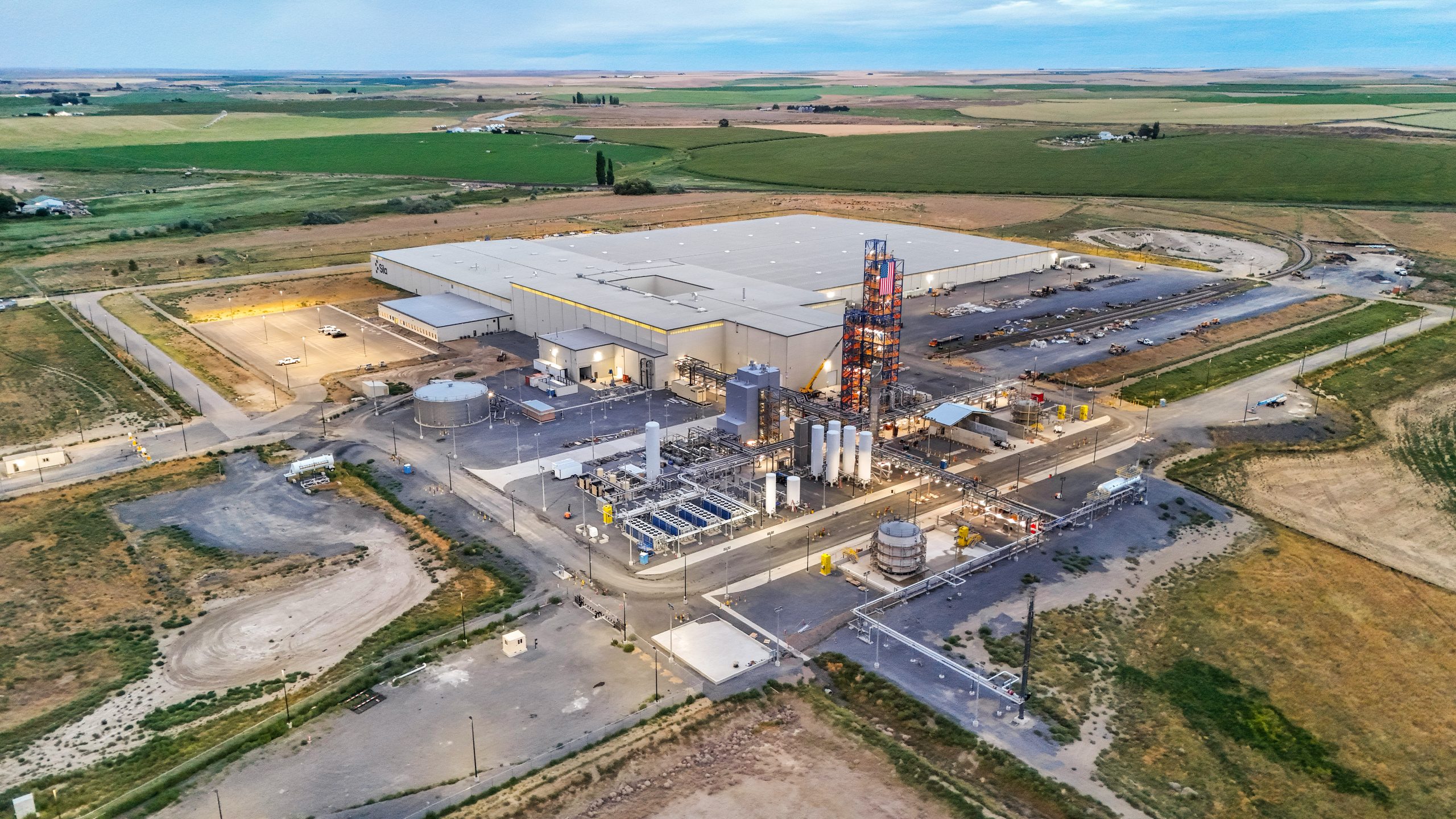 Sila begins next-generation battery production at Washington facility